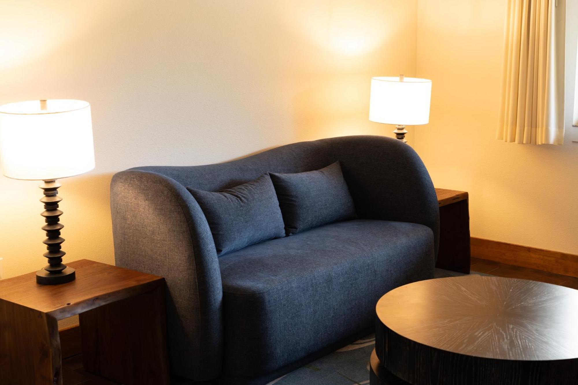 Deluxe Suite,1722947116:JPEG